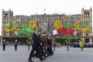 Ceremonia en memoria de víctimas de sismos de 1985 y 2017