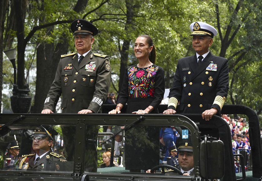 Claudia Sheinbaum conmemora 179 años de los Niños Héroes