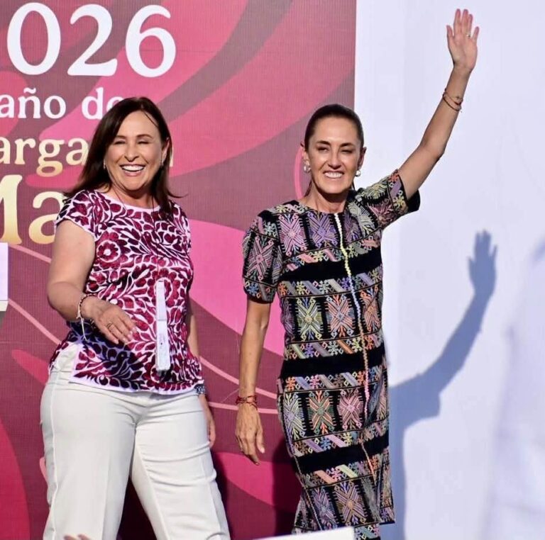 Claudia Sheinbaum elogia a Rocío Nahle ante 48 mil personas