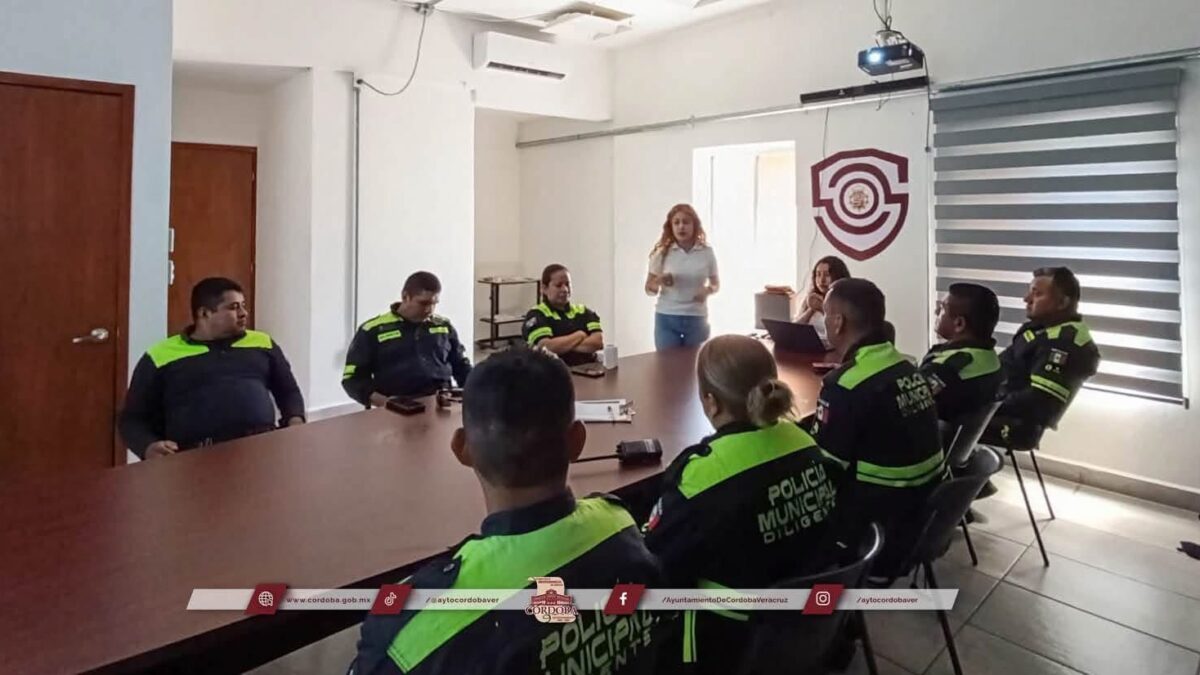 Córdoba capacita a su personal de seguridad en salud mental