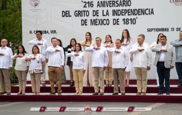 Córdoba celebra 216 años del inicio de la Independencia de México