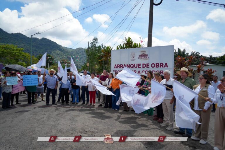 Córdoba rehabilita carretera Acayotla-Sabana Larga