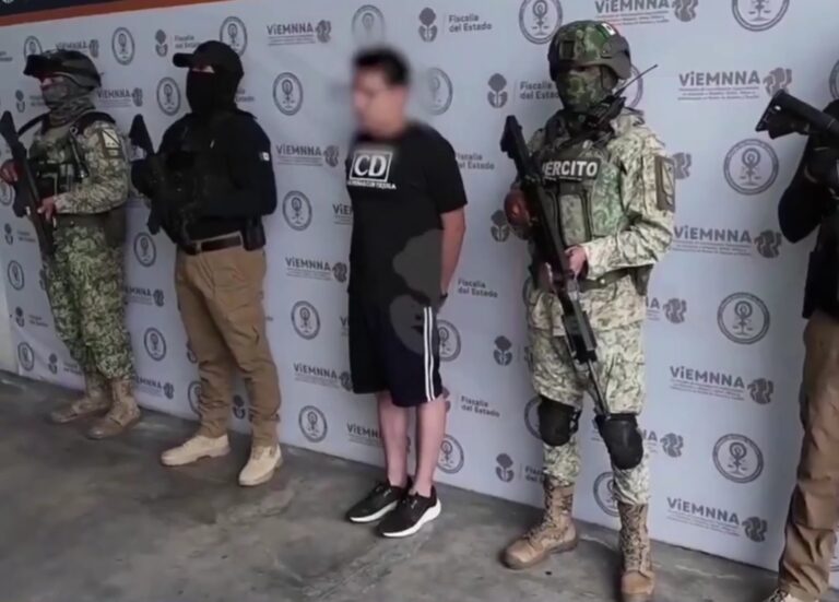Detienen a Óscar Adrián por presunta trata y pornografía infantil