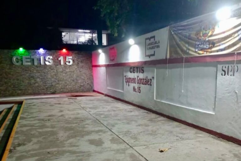 DIF Veracruz atiende agresión entre estudiantes del CETIS 15