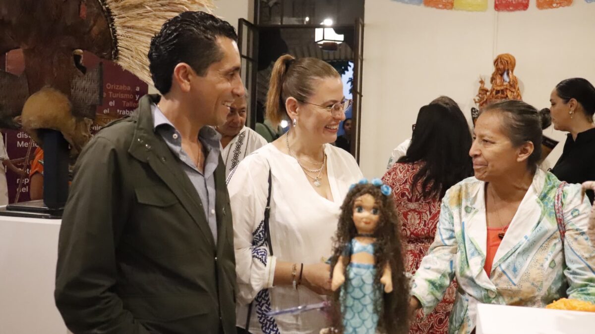 Exposición de cartonería resalta el arte popular mexicano
