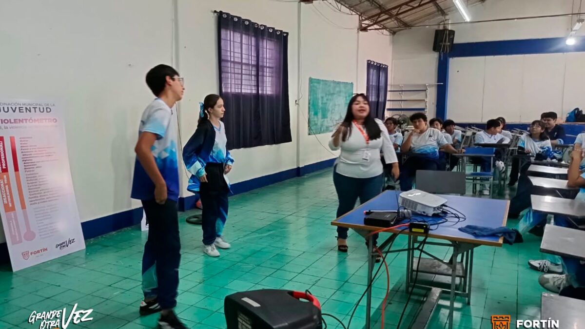 Fortín promueve prevención de violencia en el noviazgo