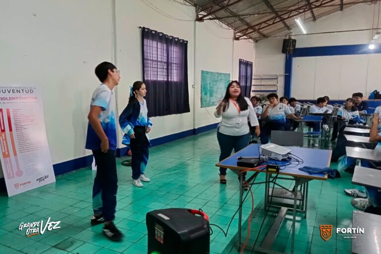 Fortín promueve prevención de violencia en el noviazgo