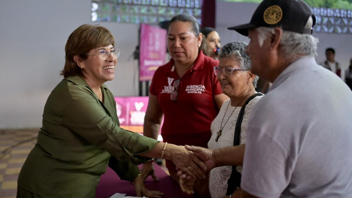 Gobierno de Veracruz atiende a Santa Fe en jornada municipal
