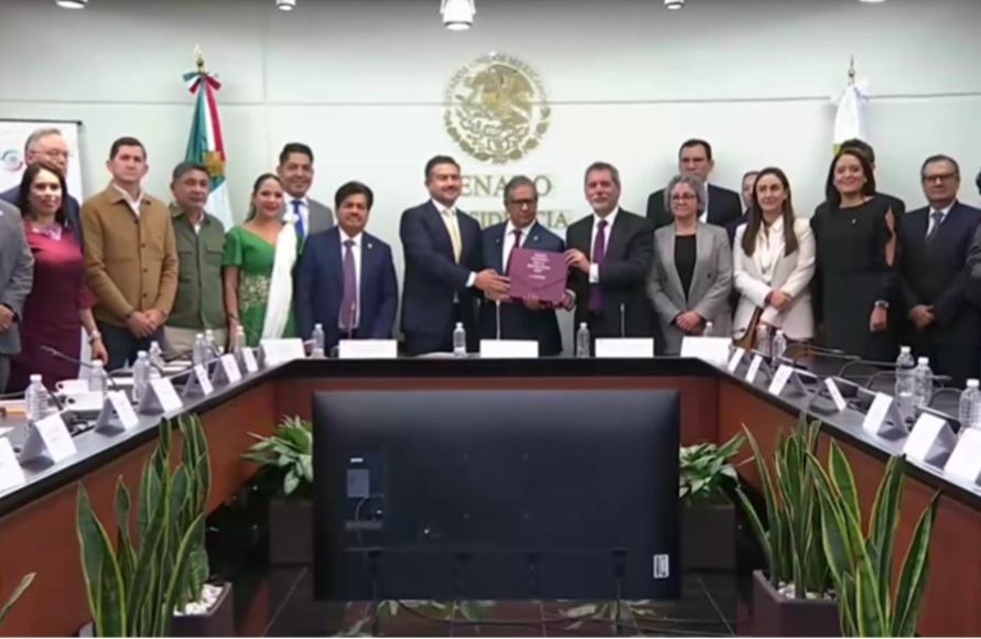 Hacienda presenta Paquete Económico 2027 al Congreso