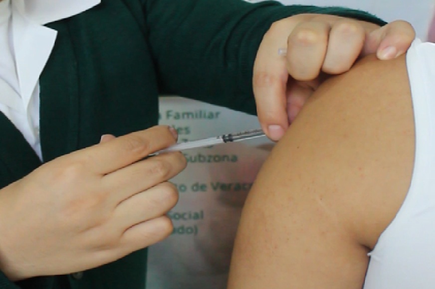 IMSS Veracruz Norte inicia campaña de vacunación 2026