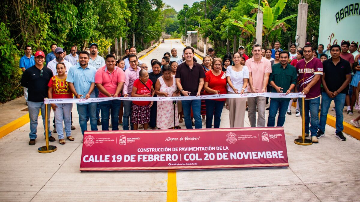 Inauguran nueva calle en la colonia 20 de noviembre