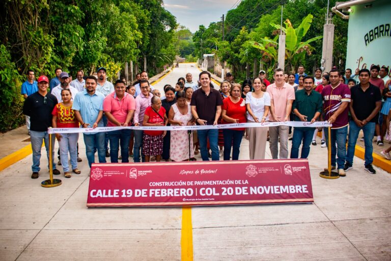 Inauguran nueva calle en la colonia 20 de noviembre