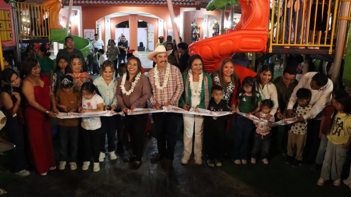 Inauguran parque renovado en Tuxpanguillo