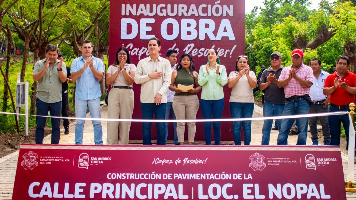 Inauguran pavimentación en El Nopal por gobierno de Rafa Fararoni