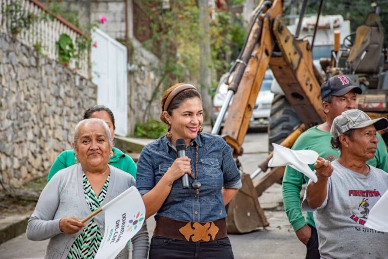 Inicia rehabilitación de avenida Galeana en Ixhuatlán
