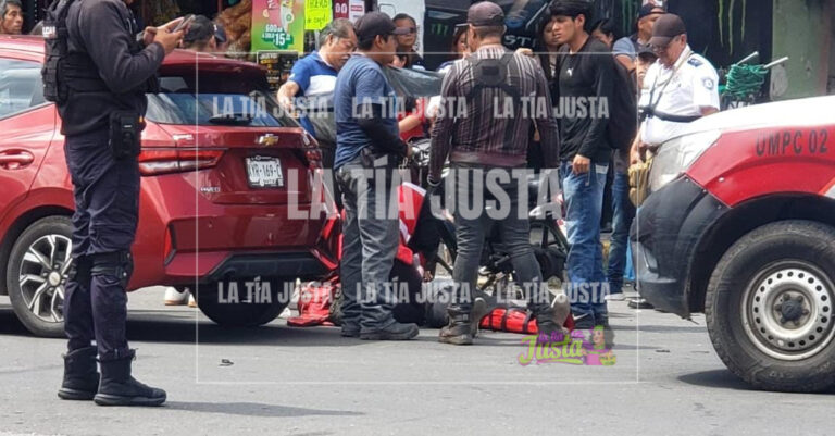 Joven motociclista sufre grave accidente en Ciudad Mendoza