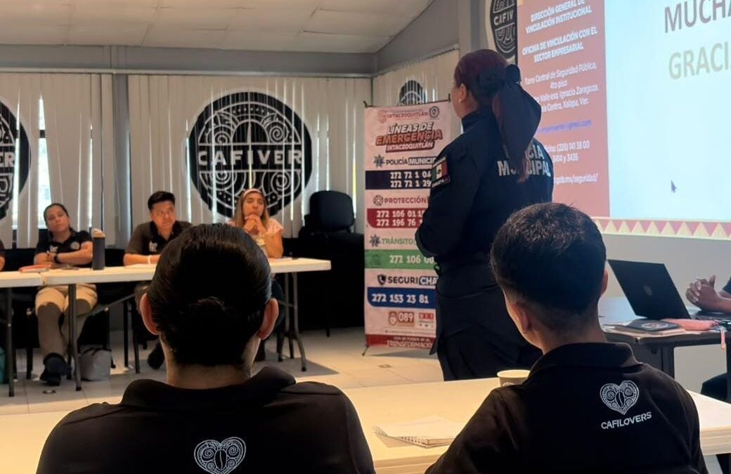 Policía de Ixtaczoquitlán refuerza prevención contra fraudes telefónicos