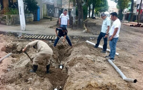Reparan fuga de agua en Ruiz Cortines en dos horas