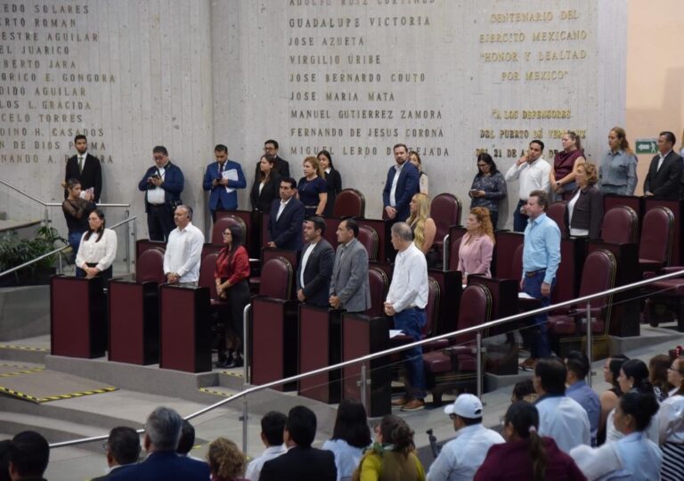 Río Blanco celebra 30 años del Telebachillerato Vicente Guerrero