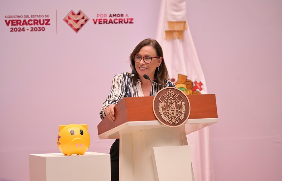 Rocío Nahle llama a donar para el CRIT Minatitlán