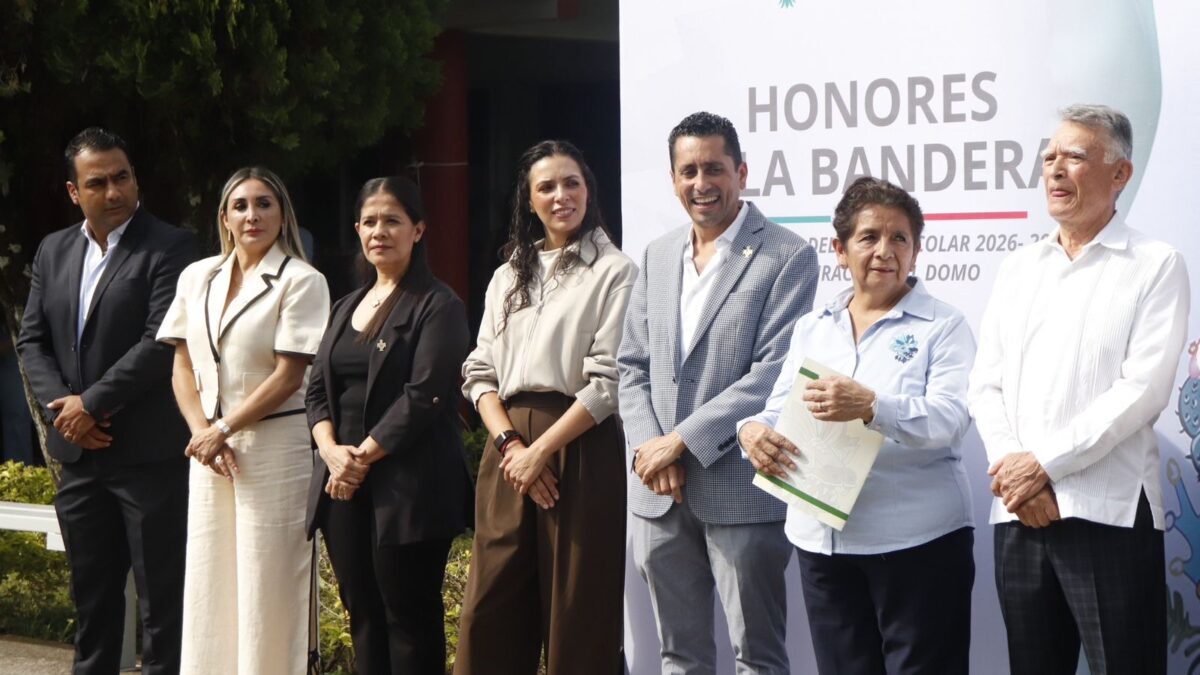 Secundaria Quetzalcóatl se une al programa Escuela Libre de Celulares