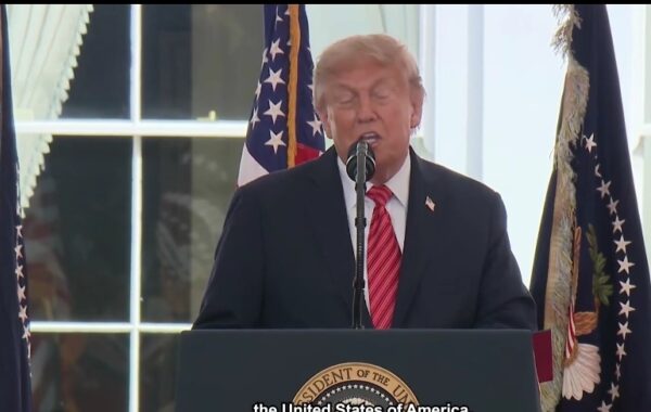 Trump busca mejorar relación con México en revisión del T-MEC