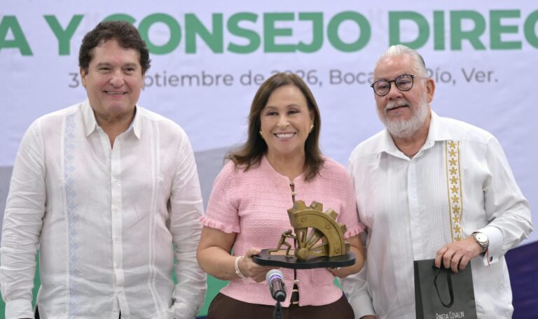 Veracruz tiene ventajas competitivas para atraer inversiones, afirma Nahle