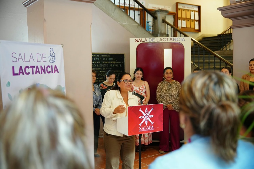Xalapa inaugura Sala de Lactancia en el Ayuntamiento