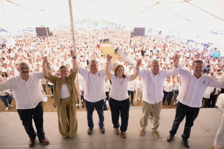 Aniversario del SNTE y el futuro político de Callejas