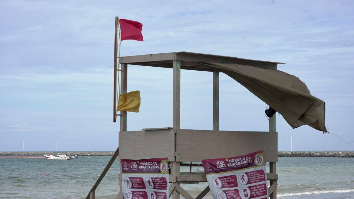 Ayuntamiento de Veracruz advierte sobre marea alta en playas