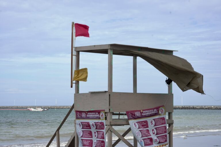 Ayuntamiento de Veracruz advierte sobre marea alta en playas