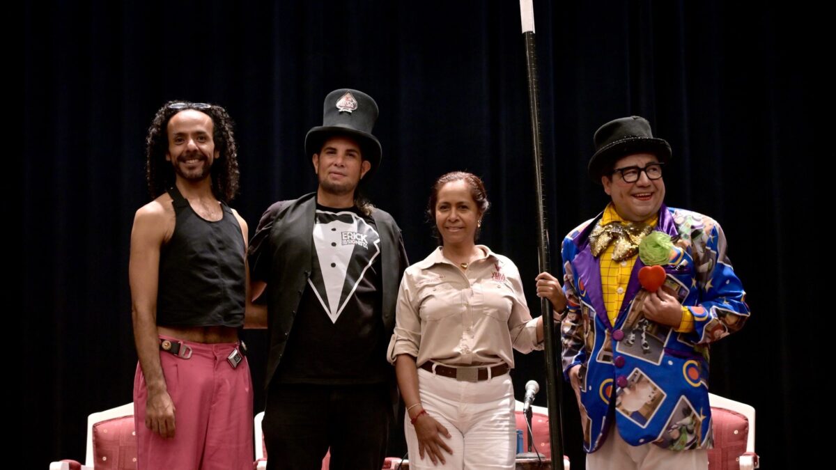 Ayuntamiento de Veracruz presenta show de Erick El Ilusionista