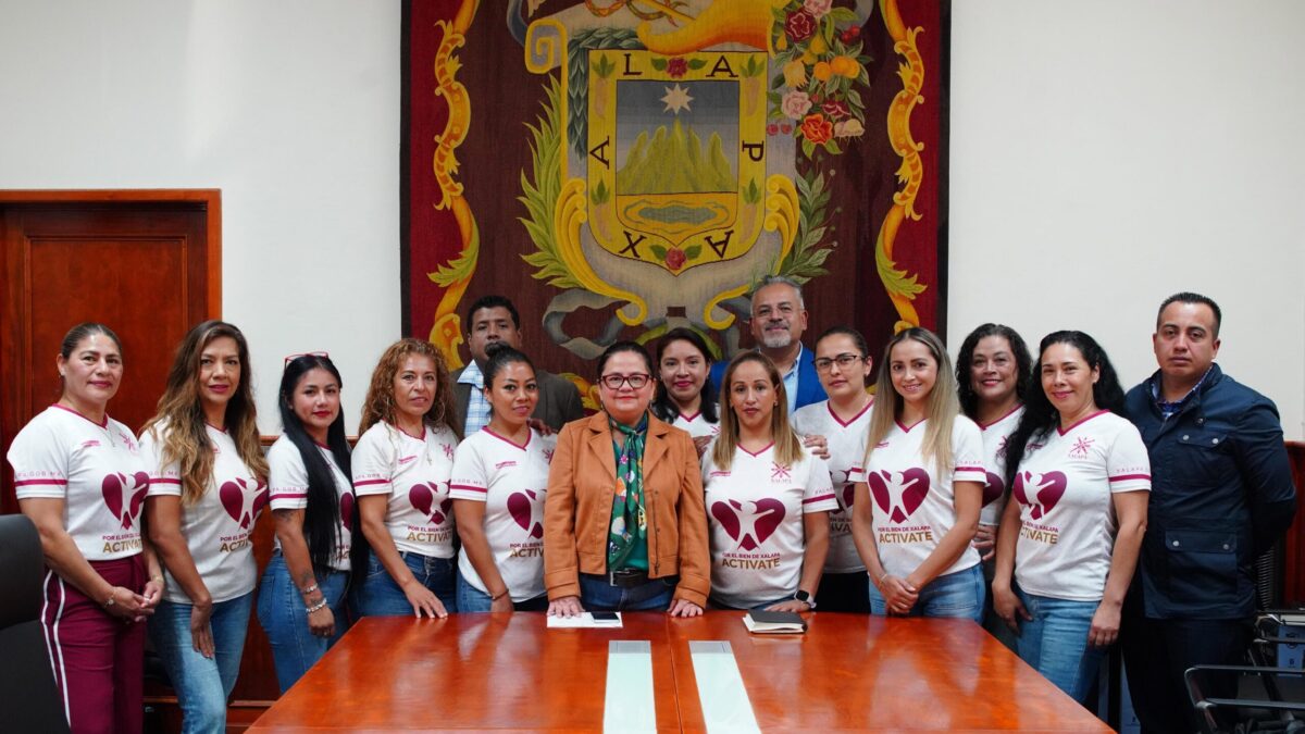 Ayuntamiento de Xalapa apoya a instructoras de activación física