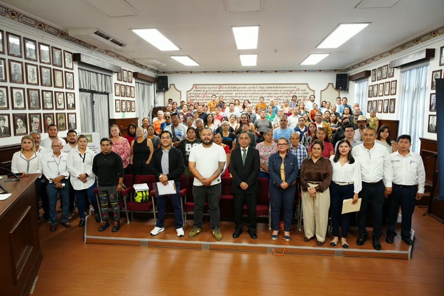 Ayuntamiento de Xalapa capacita a Comités de Contraloría Social