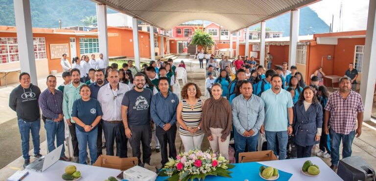 Capacitación sobre chayote en Ixhuatlán promueve prácticas sostenibles