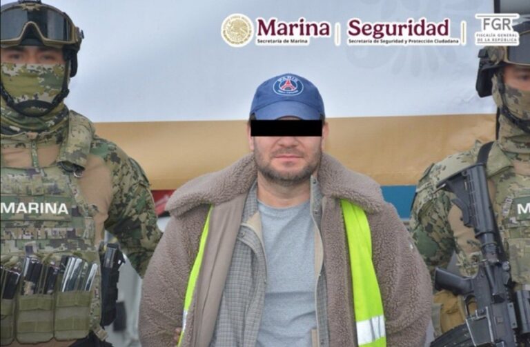 Capitán Sol enfrenta proceso por huachicol fiscal