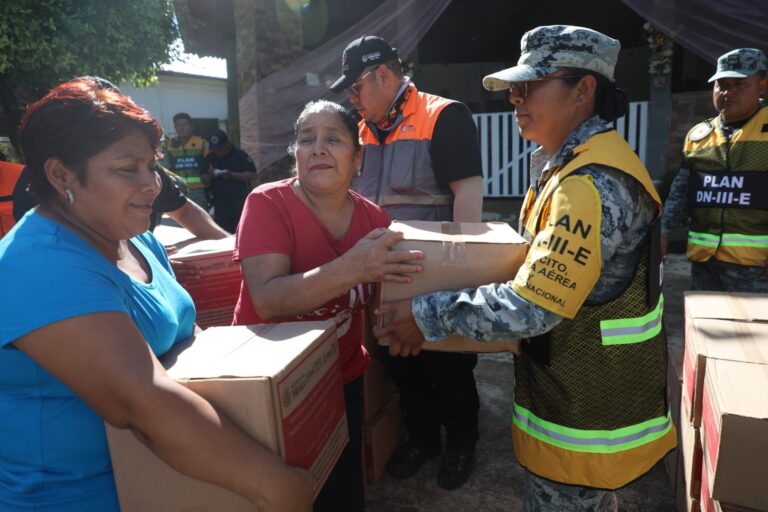 Catemaco y Hueyapan reanudan actividades tras lluvias