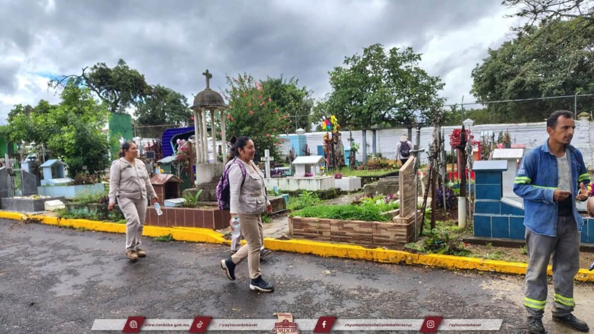 Córdoba celebra Día de Muertos con velada en el Panteón Municipal