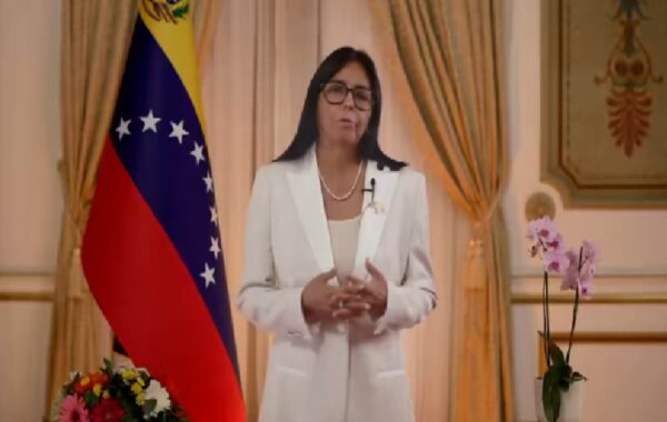 Delcy Rodríguez promete elecciones en Venezuela sin fecha definida