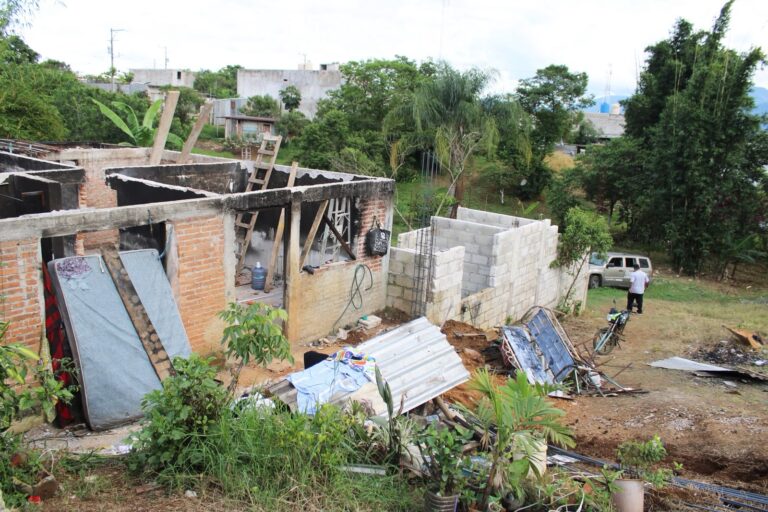 DIF Municipal brinda apoyo a familia tras incendio
