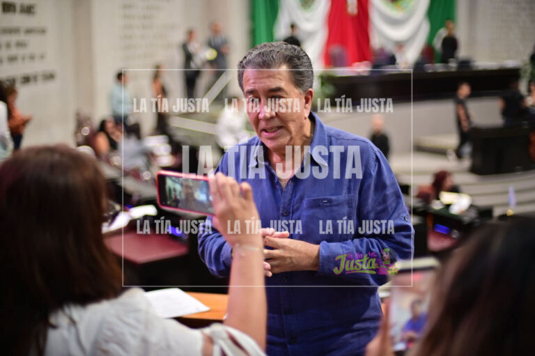 Héctor Yunes Landa critica la ley antimemes del Senado
