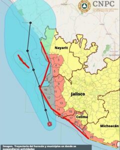 Huracán Simón alerta a comunidades costeras del Pacífico