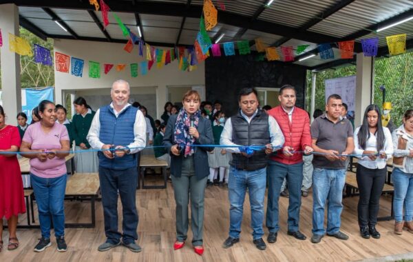 Inauguran comedor escolar en Telesecundaria de Ixcapantla