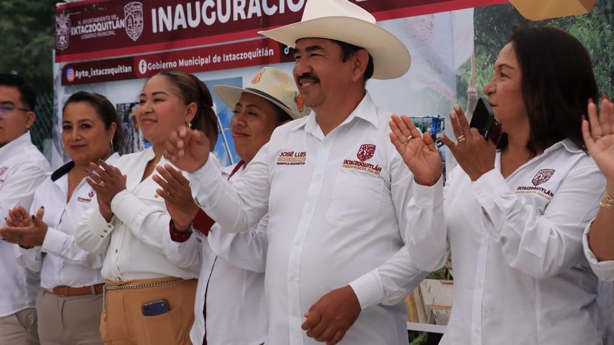 Inauguran obra vial en Ixtaczoquitlán para la USBI