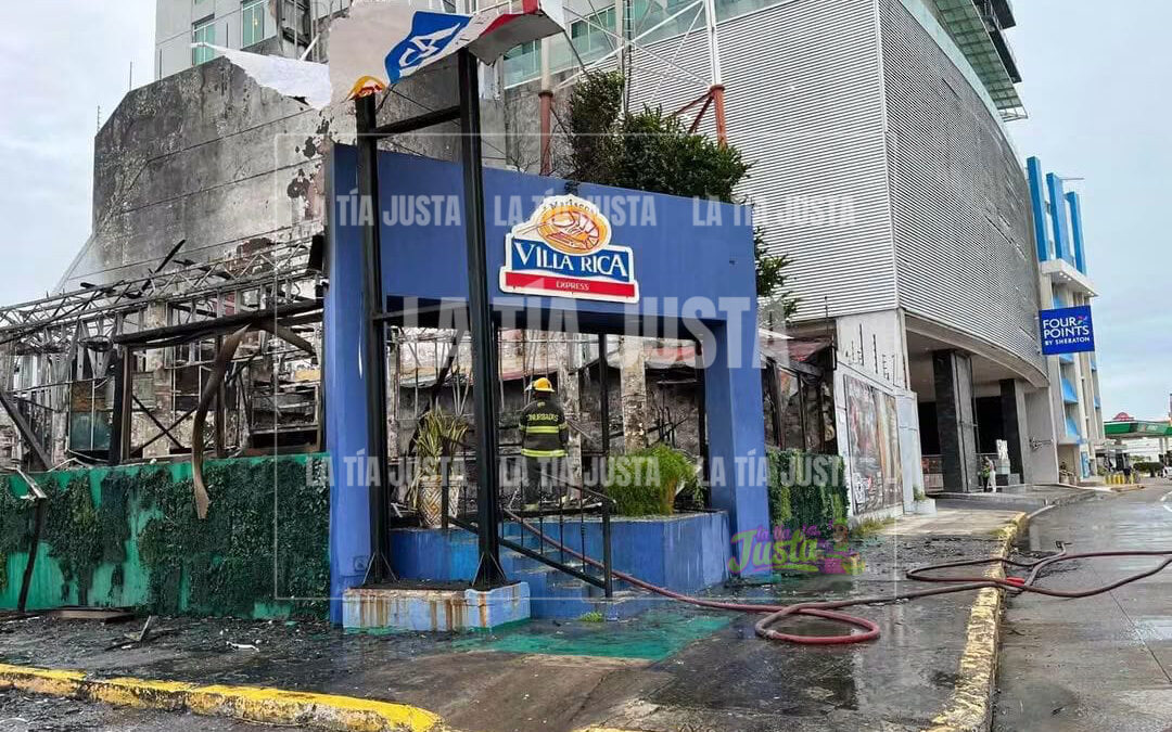 Incendio devora restaurante en Boca del Río sin heridos