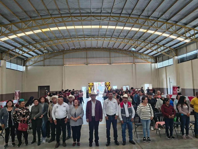 Más de mil 200 empleos disponibles en tres municipios veracruzanos