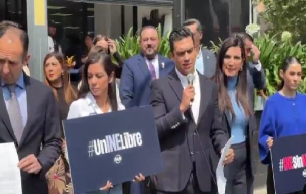 PAN presenta denuncia por corrupción en el INE