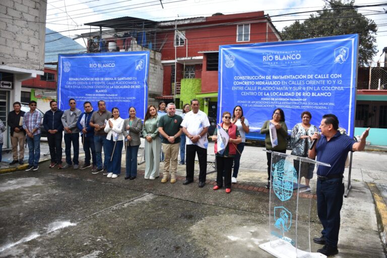 Río Blanco inicia obras de drenaje y pavimentación en Oriente 10 y 12
