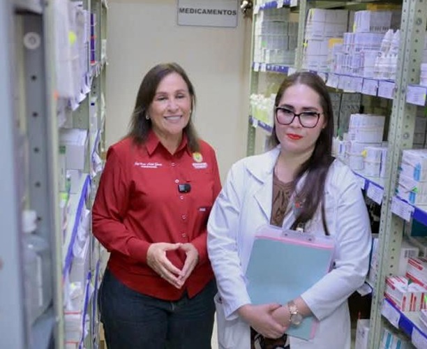 Rocío Nahle supervisa hospitales en el sur de Veracruz