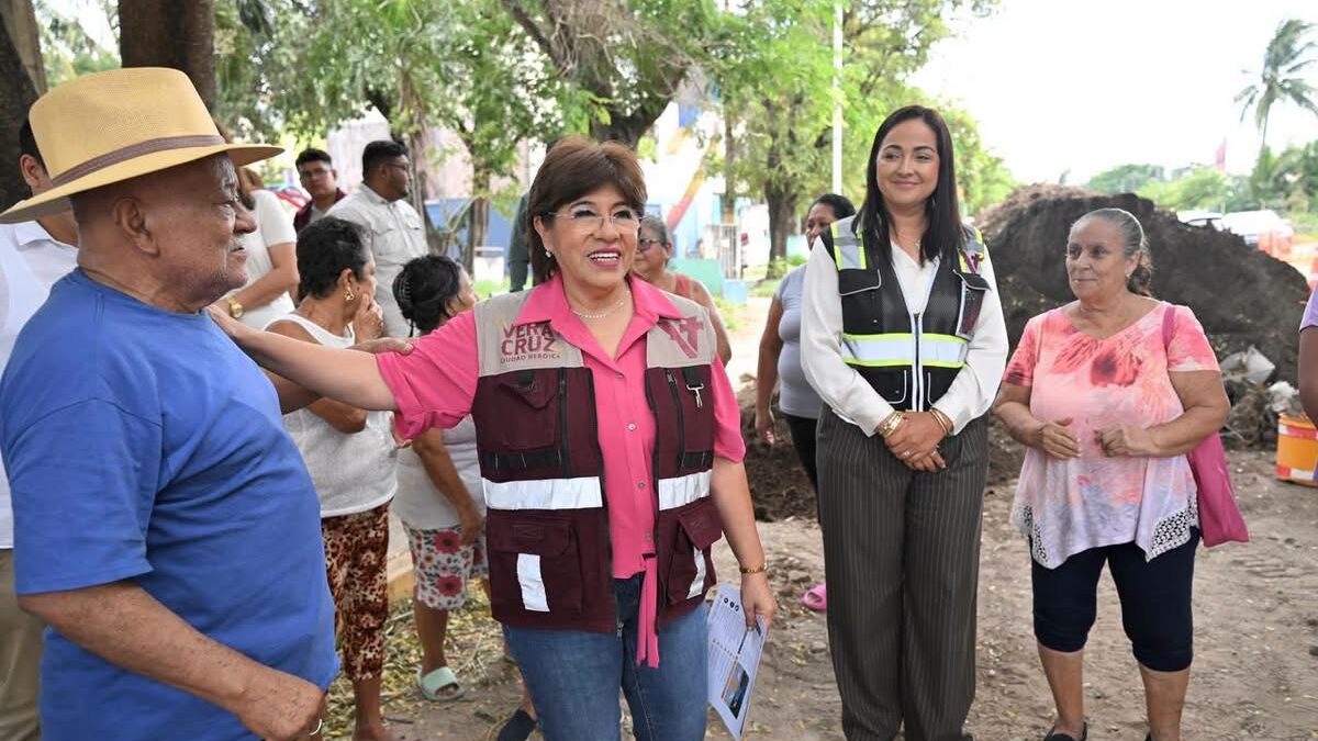 Rosa María Hernández impulsa obras en colonia Dos Caminos